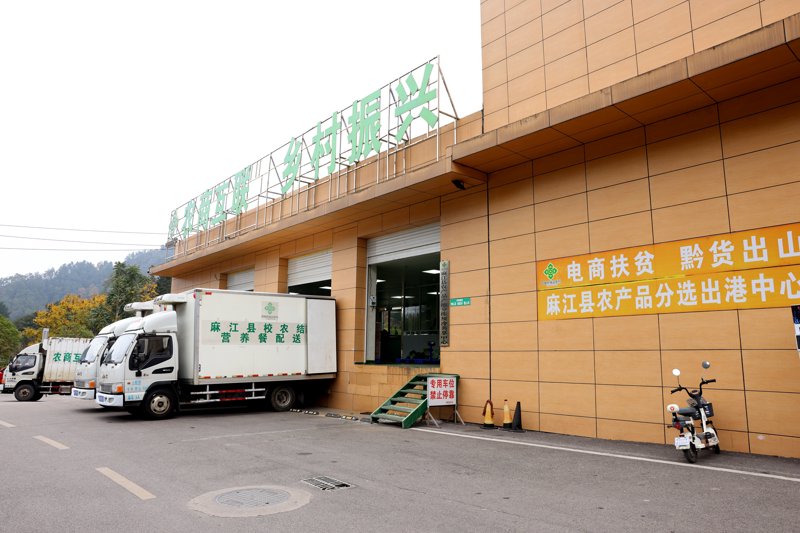 在繁忙的都市生活中，找到一家可靠的日用百货批发商至关重要。今天就让我们一起探索如何选择合适的合作伙伴吧。